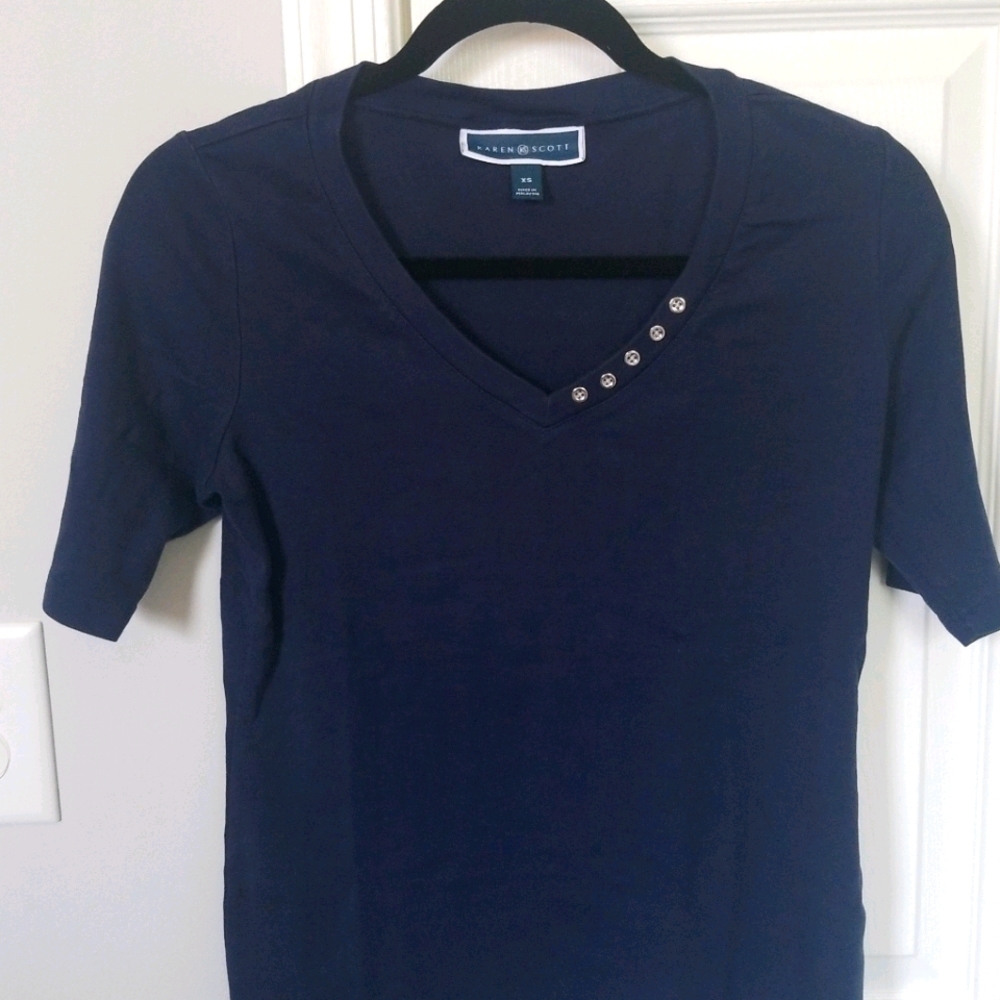 Navy V shirt XS/S